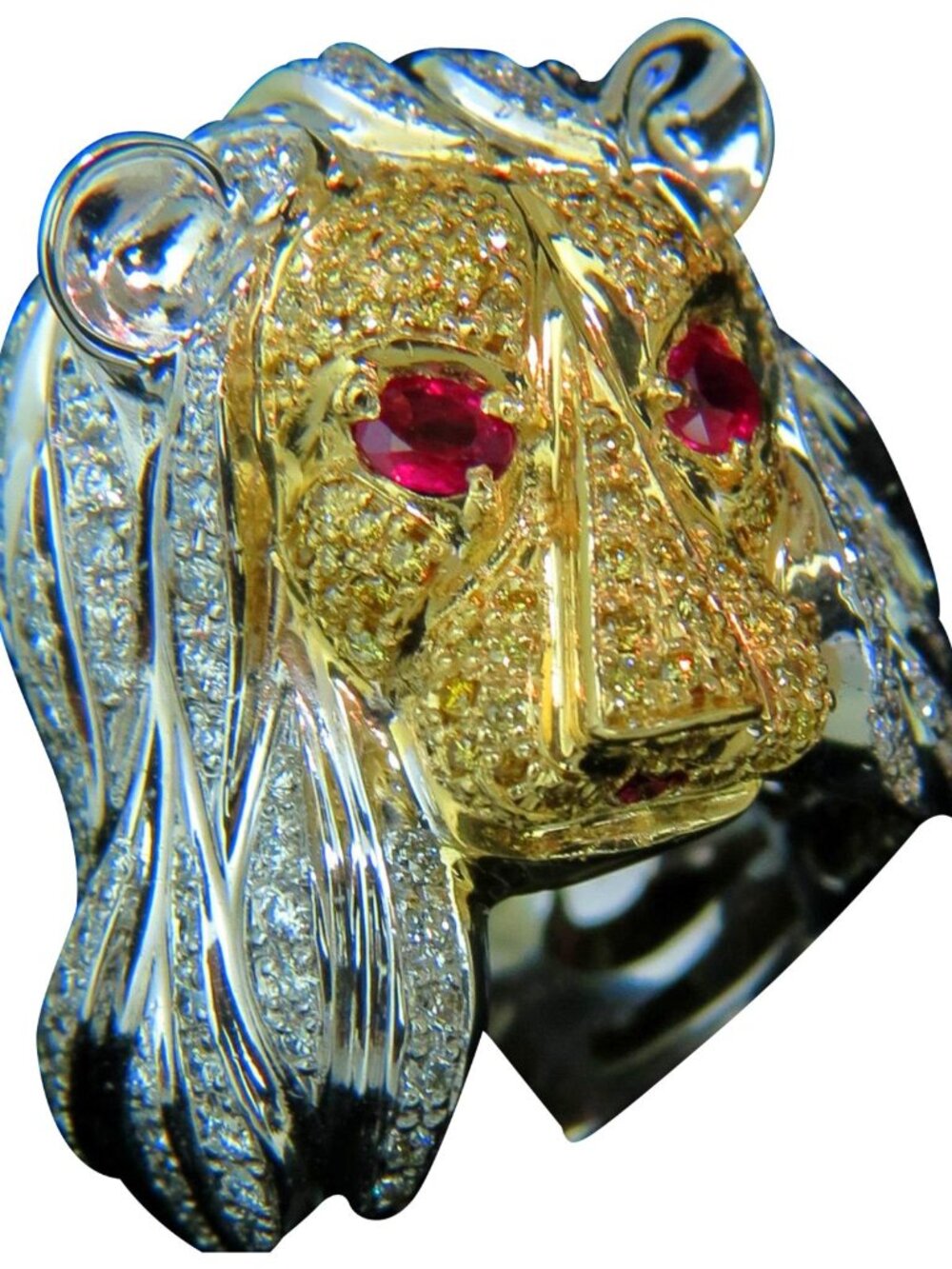 18 Karat Italy Unisex Huge 3.40 Carat Diamonds Ruby Lioness Ring 18 Karat*